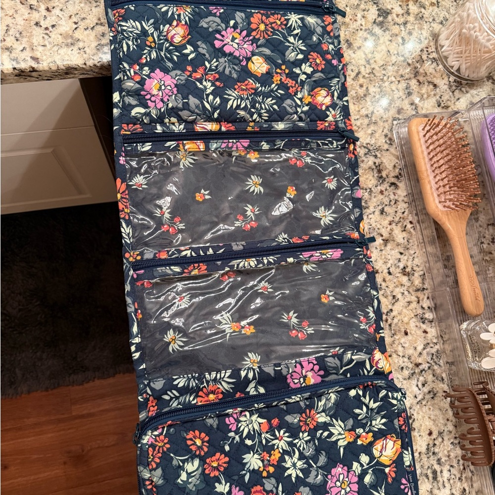 Vera Bradley Hanging Organizer